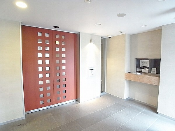 パークナード亀戸ロジュマンのロビー