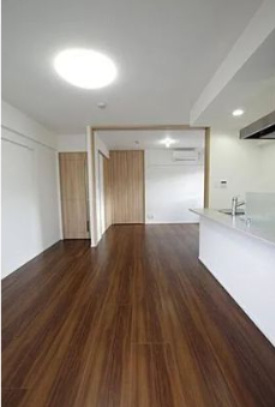 フュージョナル菊川の居間・リビング