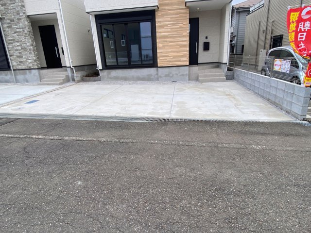 『八王子市新築戸建て』八王子市富士見町33-6【仲介手数料無料】　８期の駐車場|～仲介手数料無料☆八王子ひなた不動産～八王子市富士見町　新築戸建て