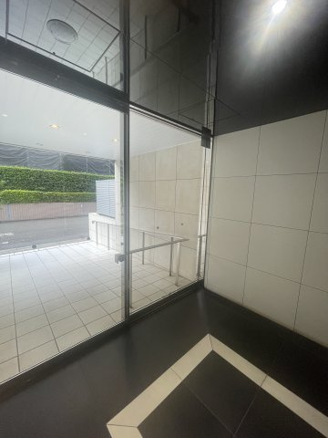 GENOVIA世田谷砧 green veilのエントランス