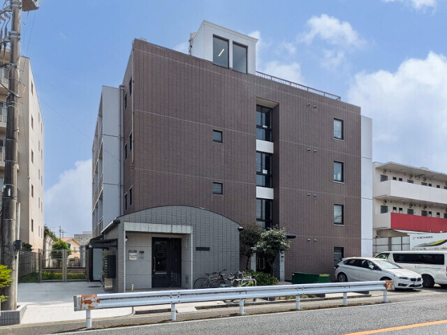 稲城市東長沼の賃貸マンション