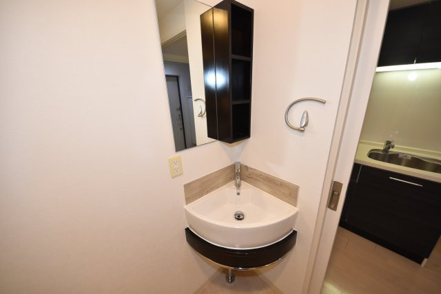 エステムコート難波EASTレオルガ