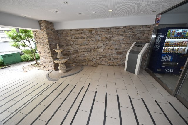 エステムコート難波EASTレオルガ