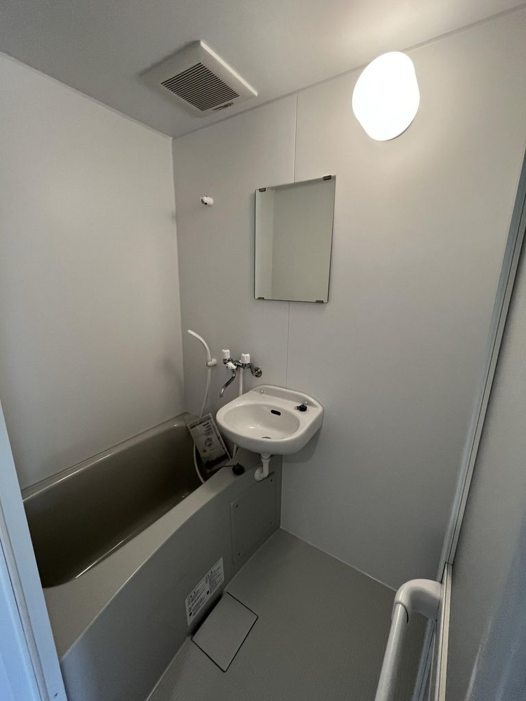 川崎市麻生区高石３丁目の賃貸マンションの浴室