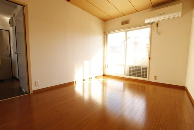 泉タウン３５の居間・リビング