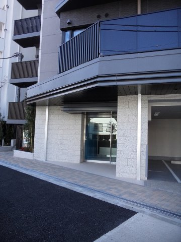 ザ・パークハビオ駒込のエントランス