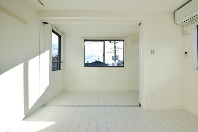 ＬＵＸＩＳ柳沢の居間・リビング