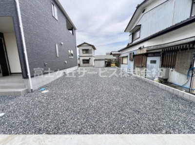 【駐車場】 | 富士宮市ひばりが丘 新築一戸建て | 駐車場があります