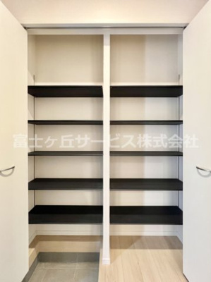 【収納】 | 富士宮市ひばりが丘 新築一戸建て | 大きなスペースがあり、収納には困りません