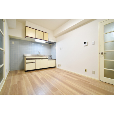 【居間・リビング】 | エスティーム・アン櫛原