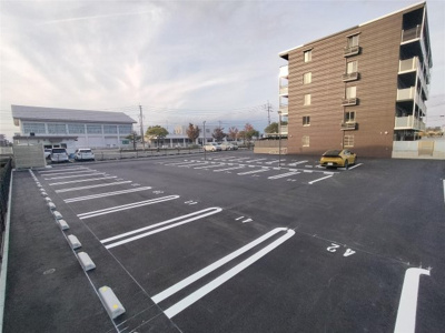 【駐車場】 | ソフィア21梅満