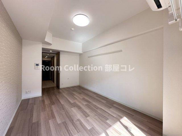 プレサンス金山デュアルの居間・リビング