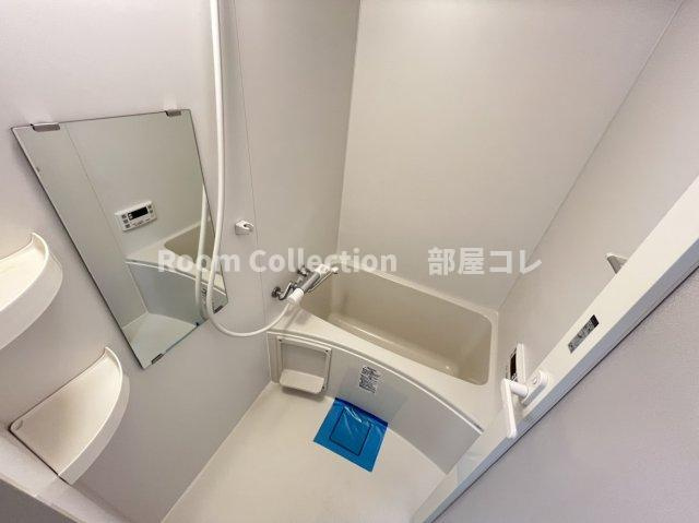 ジュール亀島の浴室|※同物件他部屋写真
反転の場合有