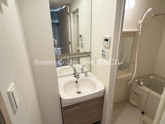 プレサンス名古屋STATIONディーヴァの洗面所|※同物件他部屋写真
反転、色違いの場合有
現況優先