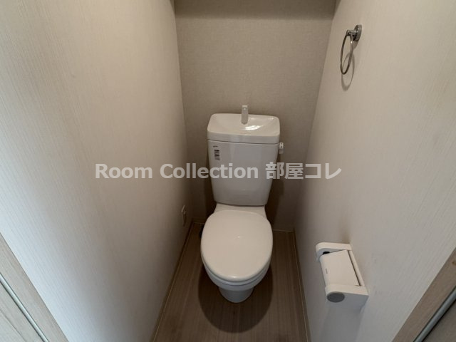 プレサンス名古屋STATIONディーヴァのトイレ|※同物件他部屋写真
反転、色違いの場合有
現況優先