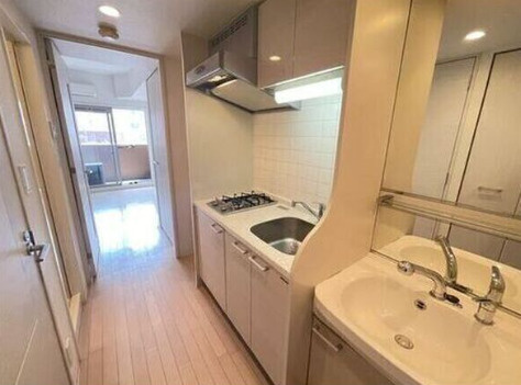 プレサンス名古屋STATIONビジュのキッチン|※同物件他部屋写真
反転、色違いの場合有
現況優先