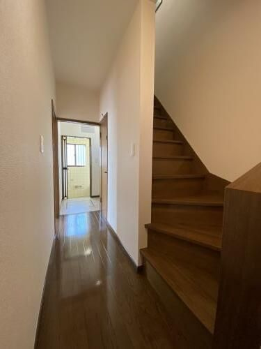 久米川ハウスの玄関