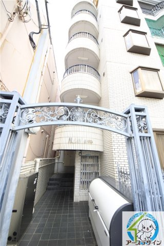 アルビオン西明石の外観