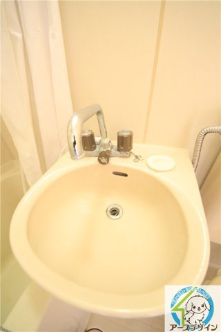 アルビオン西明石の洗面所|※類似写真