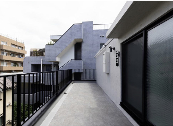 ReveResidence学芸大学Ⅲ（レーヴレジデンス）のバルコニー