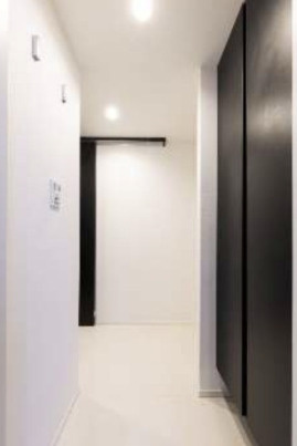 ReveResidence学芸大学Ⅲ（レーヴレジデンス）の玄関