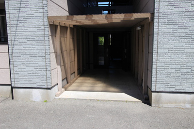 【エントランス】 | ツインズ旭Ａ