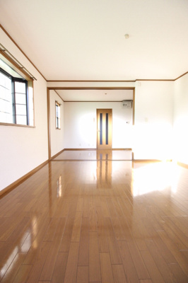 【洋室】 | ツインズ旭Ａ