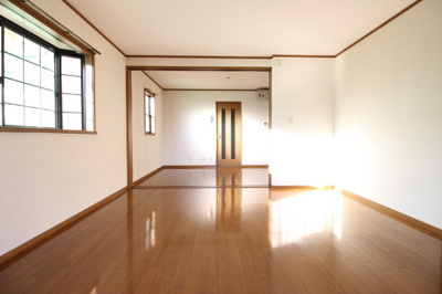 【洋室】 | ツインズ旭Ａ