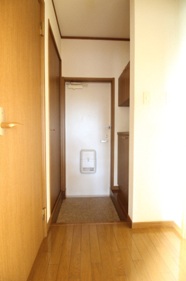 【玄関】 | ツインズ旭Ａ