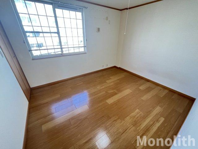 パルフェ和泉の洋室