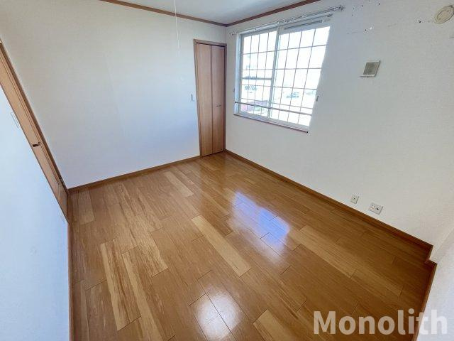 パルフェ和泉の洋室