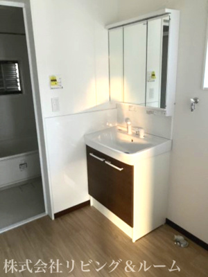 【独立洗面台】 | Y ' s ガ ー デ ン