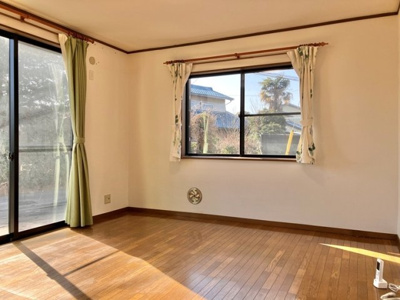 【居間・リビング】 | 渡戸戸建