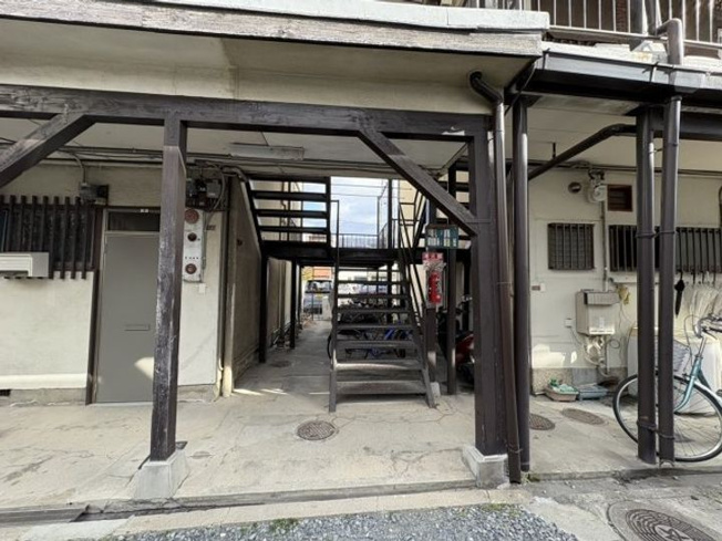 【エントランス】 | 京口住宅