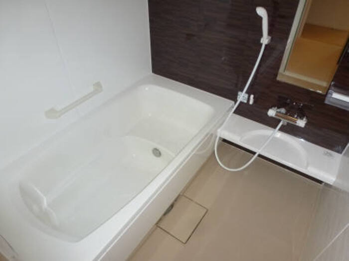 Est Villageの浴室