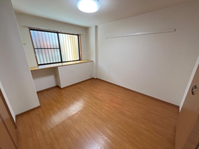 【内装】 | ルミナスハイツ市川 | 洋室