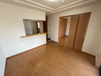 【居間・リビング】 | ルミナスハイツ市川 | リビング