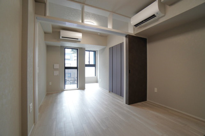 【居間・リビング】 | ザ・ライオンズフォーシア外神田 | ※写真は同タイプ住戸です。