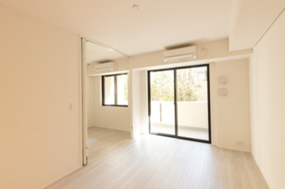 【居間・リビング】 | グリーンレジデンス赤坂 | ※写真は同タイプ住戸です。