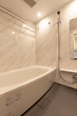 【浴室】 | グリーンレジデンス赤坂 | ※写真は同タイプ住戸です。
