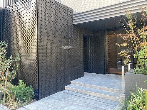 ＲＥＦＲＡＭＥ ５ Ｉｒｉｙａのエントランス|エントランス外観　※新築未入居2022.11撮影