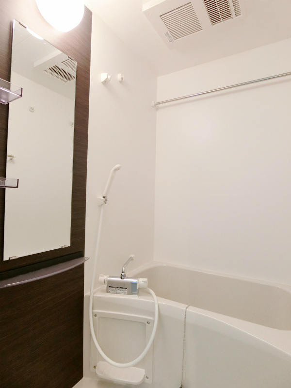 リブリ・山王の浴室