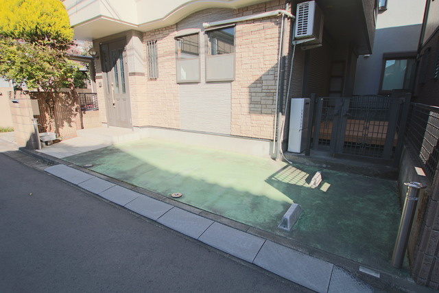 駐車場付き無料です♪