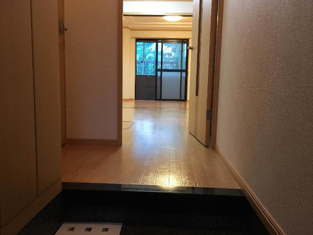 梅町マンションの内装|廊下