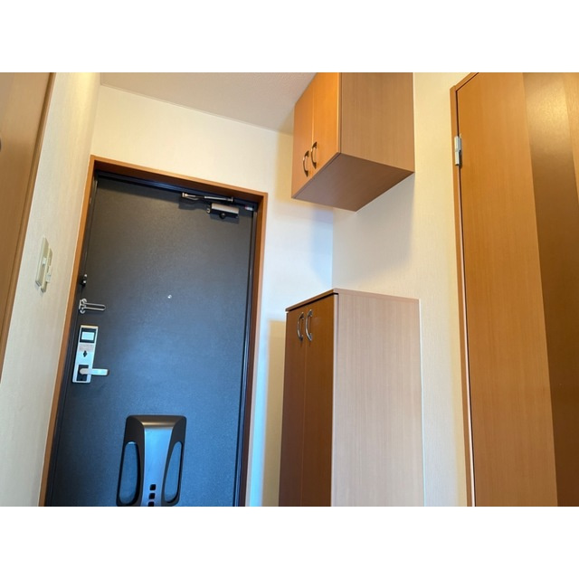 メゾン土貴野の玄関