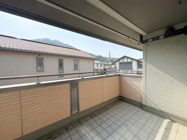 【バルコニー】
