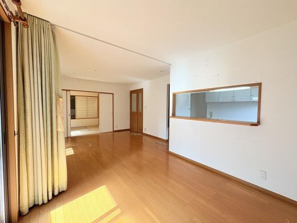 【居間・リビング】