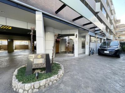 【エントランス】 | APAガーデンコート鳳西壱番館 | オートロック等セキュリティも充実！！管理人さんも待機しております♪