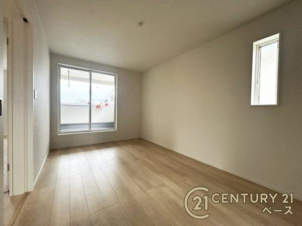 クレイドルガーデン龍田 １号棟 ／新築一戸建の洋室|■明るい雰囲気の洋室です！