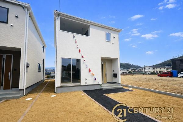 クレイドルガーデン龍田 １号棟 ／新築一戸建の外観|■制震装置（SAFE365）搭載！制震＋耐震の地震に強い安心の邸宅！お気軽にお問い合わせ下さい！■
■ペアガラス使用で結露の心配もありません！■